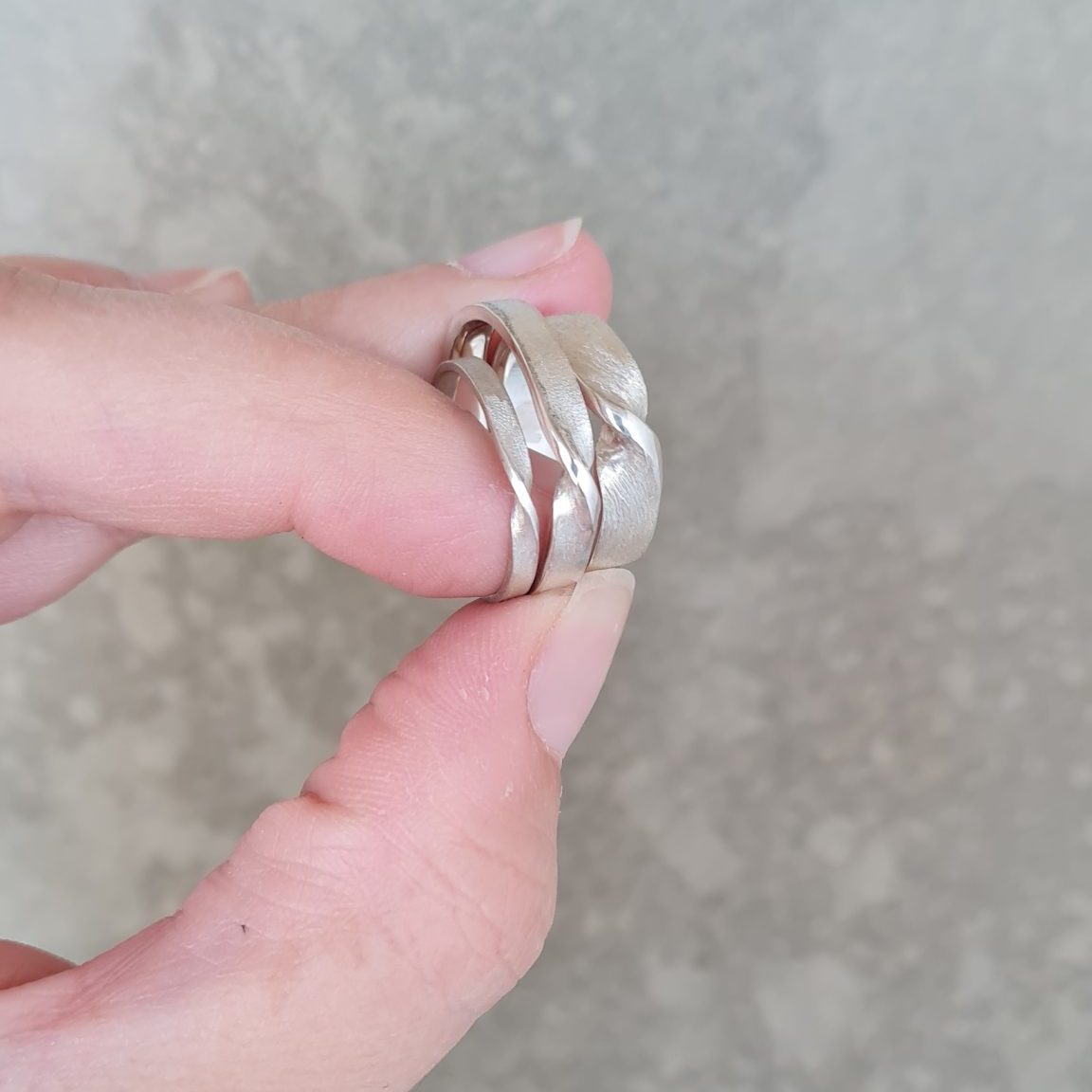Anillo Möbius de plata 4 mm - Imagen 9