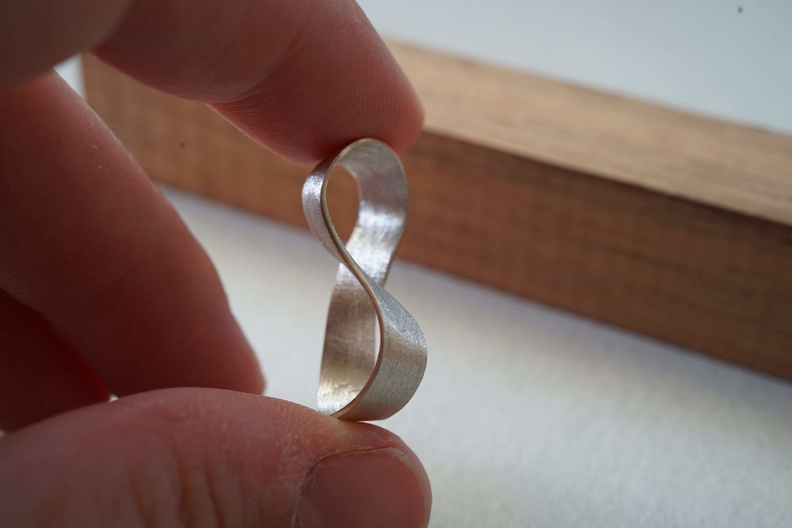 Colgante Möbius de plata fino - Imagen 6