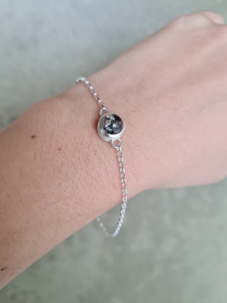 Pulseras hechas a mano: Arte y estilo personal en tu muñeca 1 pulseras hechas a mano
