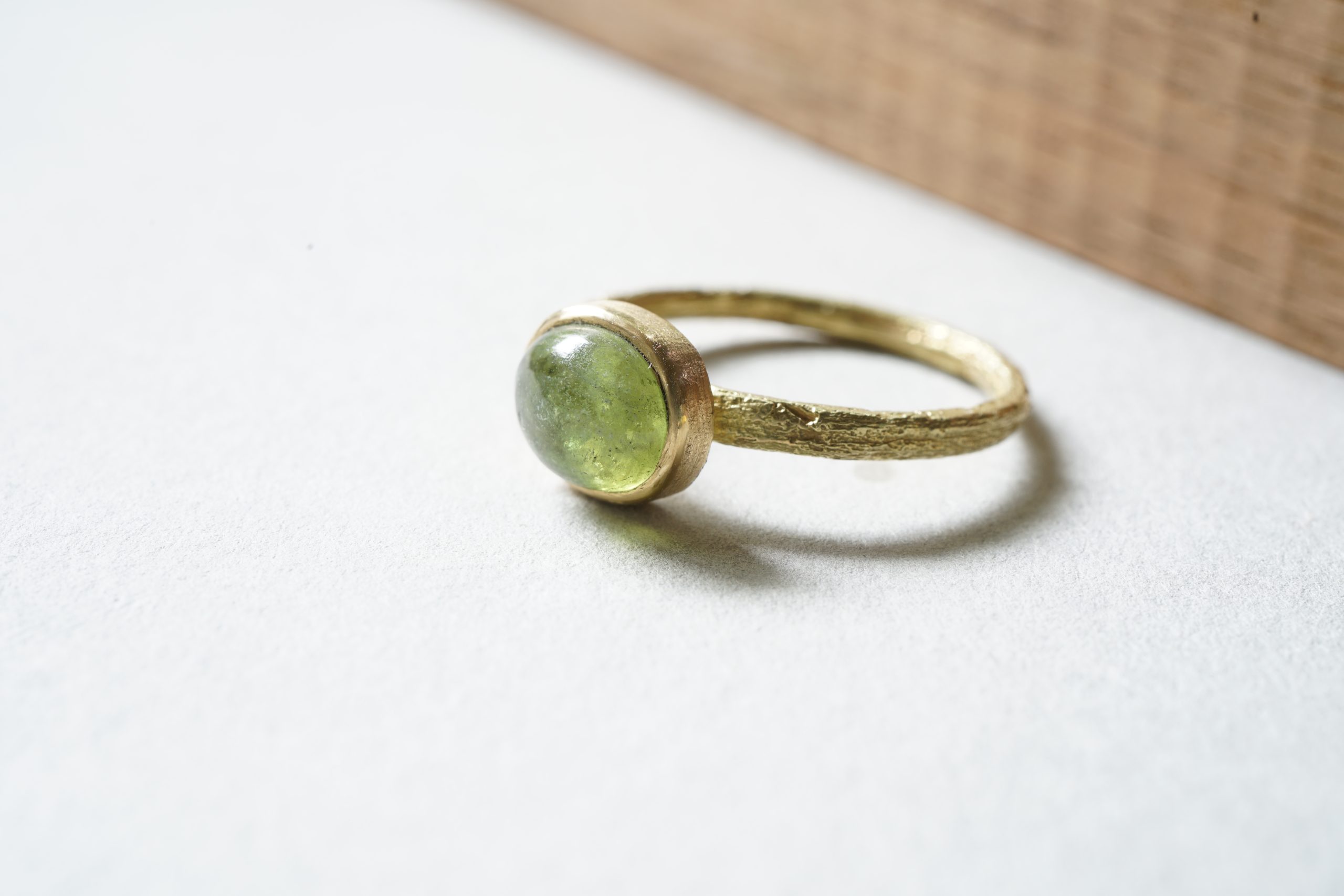 Anillo de oro 18k con cenizas y cabujón - Imagen 14