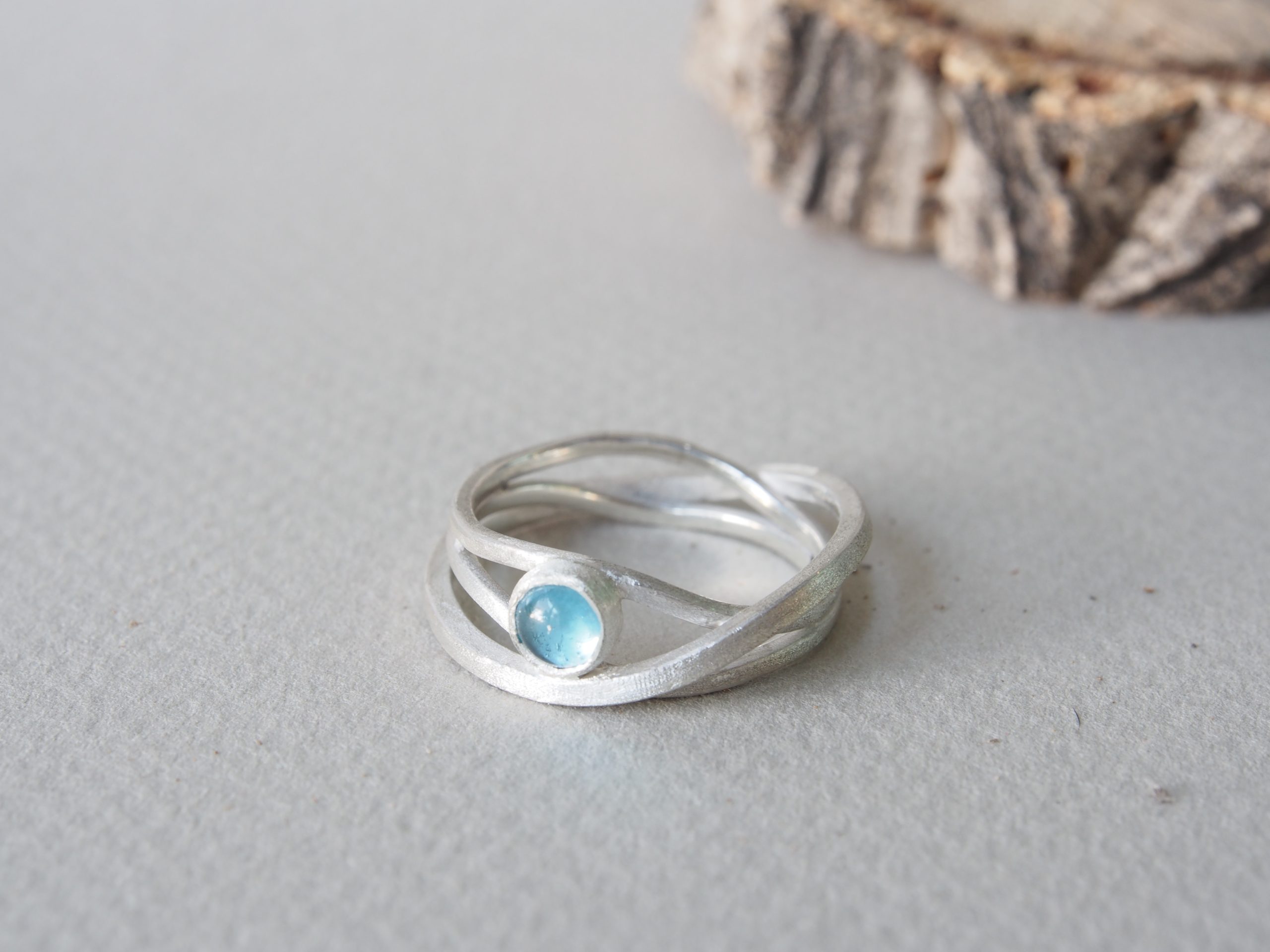 Anillo Horus con cenizas - Imagen 2