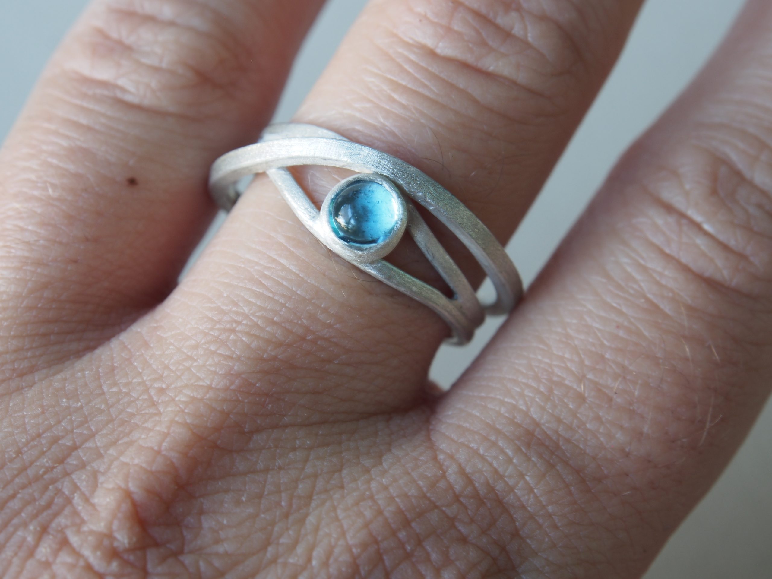 Anillo Horus con cenizas - Imagen 5