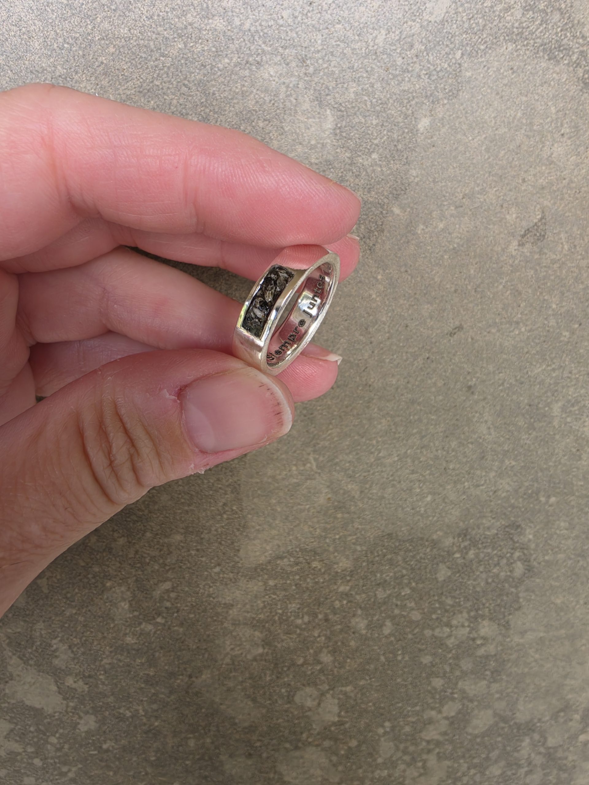 Anillo Surco Superior con cenizas - Imagen 8